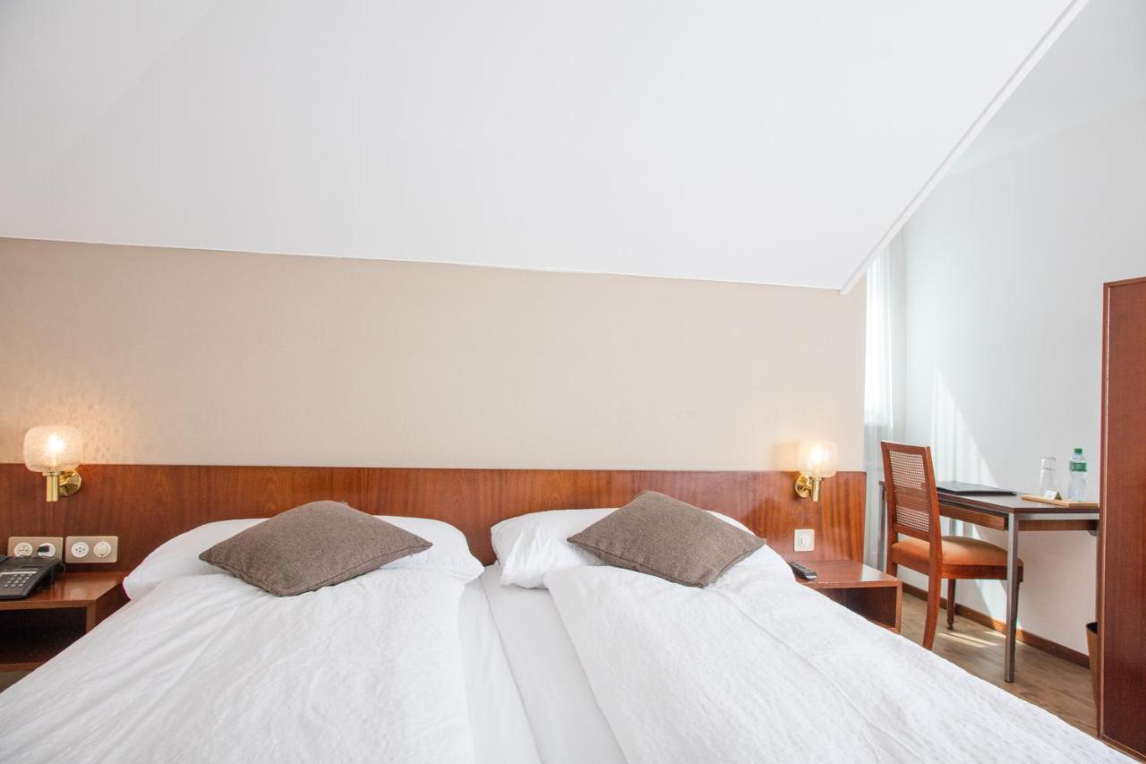 Hotel De Chailly Монтрё Экстерьер фото