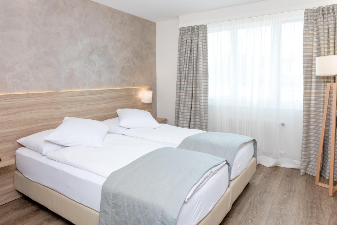Hotel De Chailly Монтрё Экстерьер фото